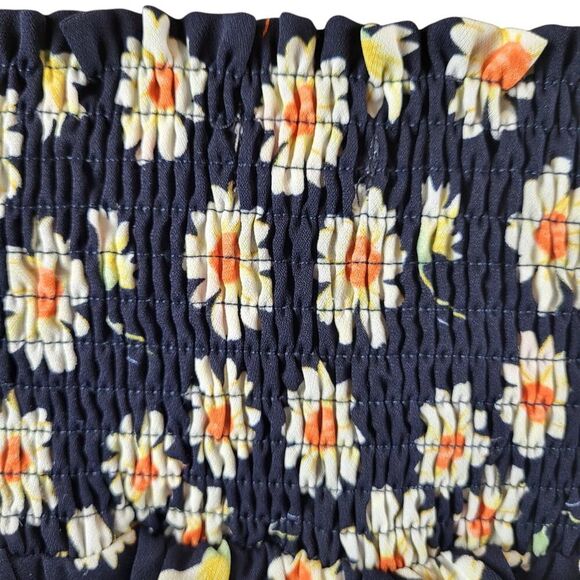 idem ditto Small Black Daisy Crop Top Smocked Peplum Adjustable Straps Bow Tie - Picture 8 of 13